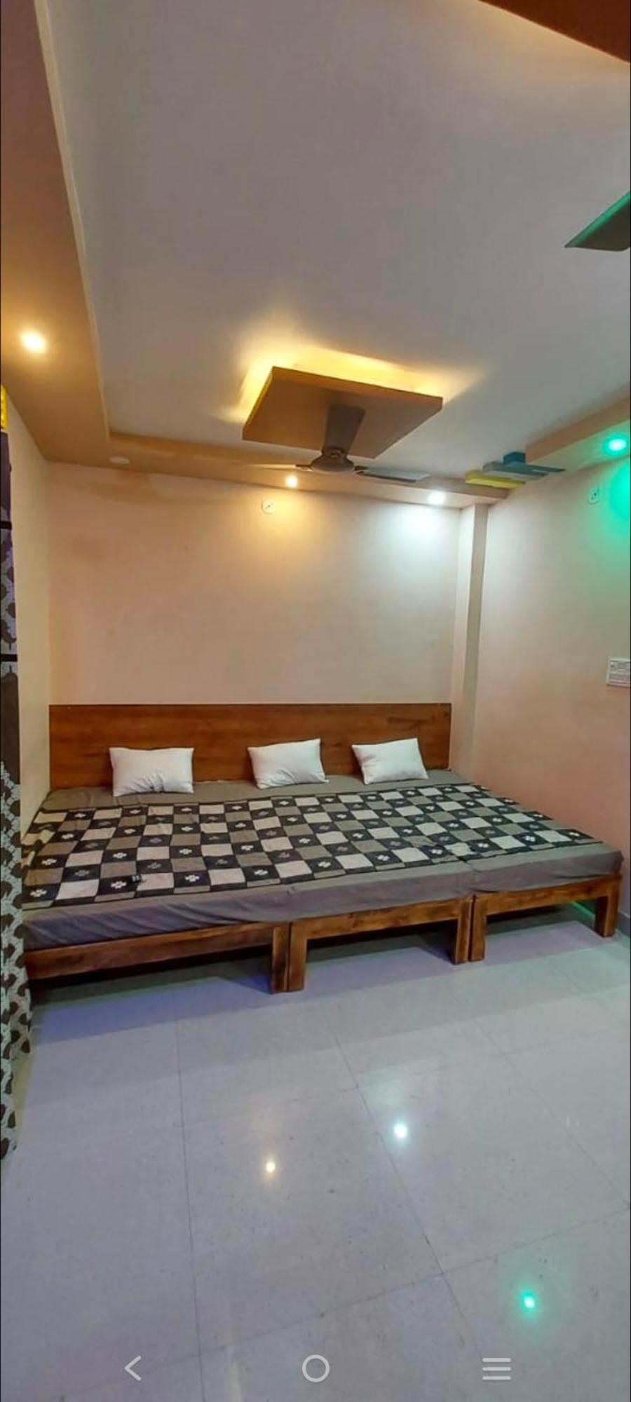 Anant Home Stay Уджайн Екстериор снимка