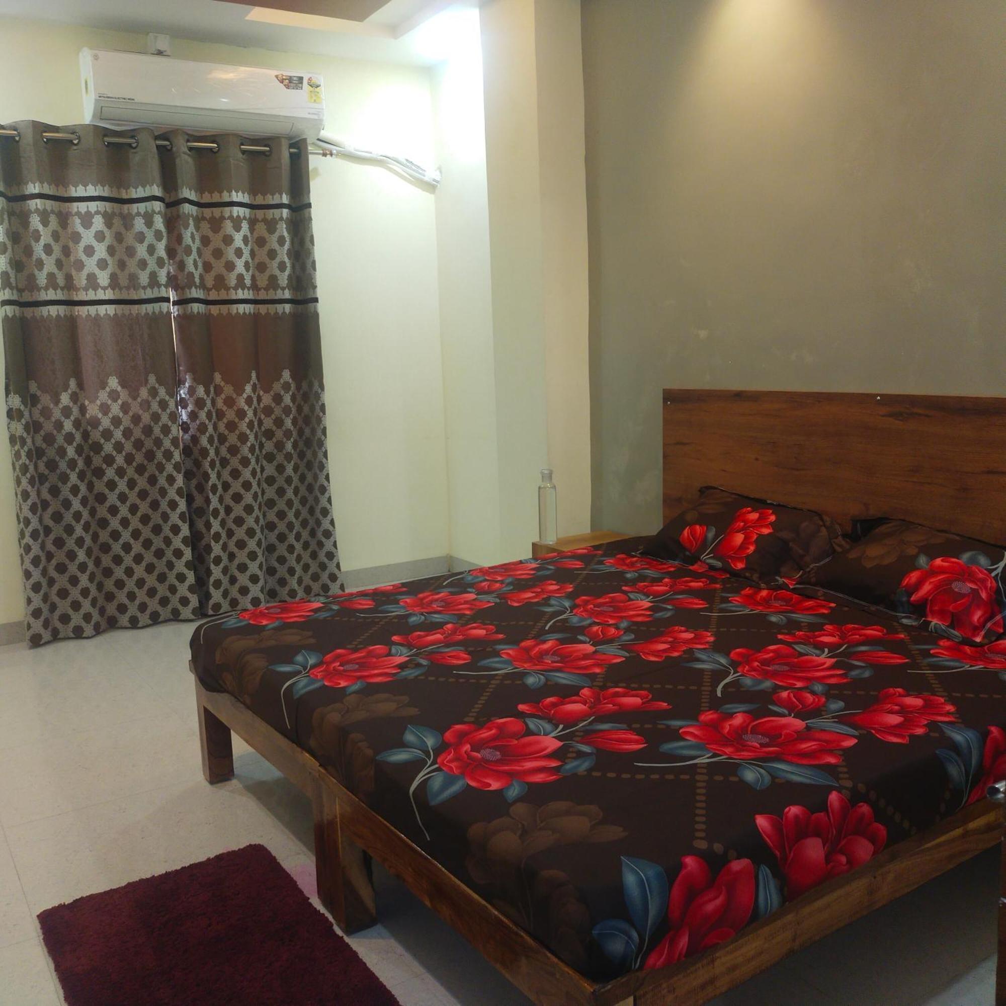Anant Home Stay Уджайн Екстериор снимка