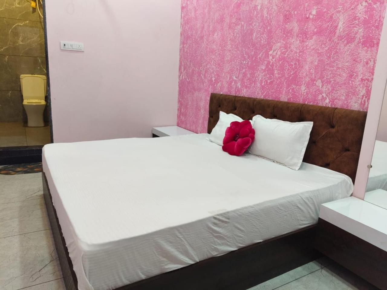 Anant Home Stay Уджайн Стая снимка